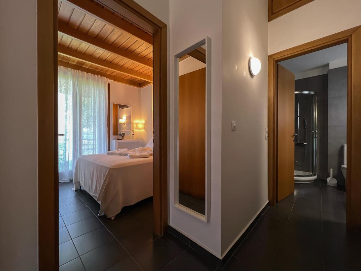 Heaven Luxury Villa Nea Roda Exteriör bild