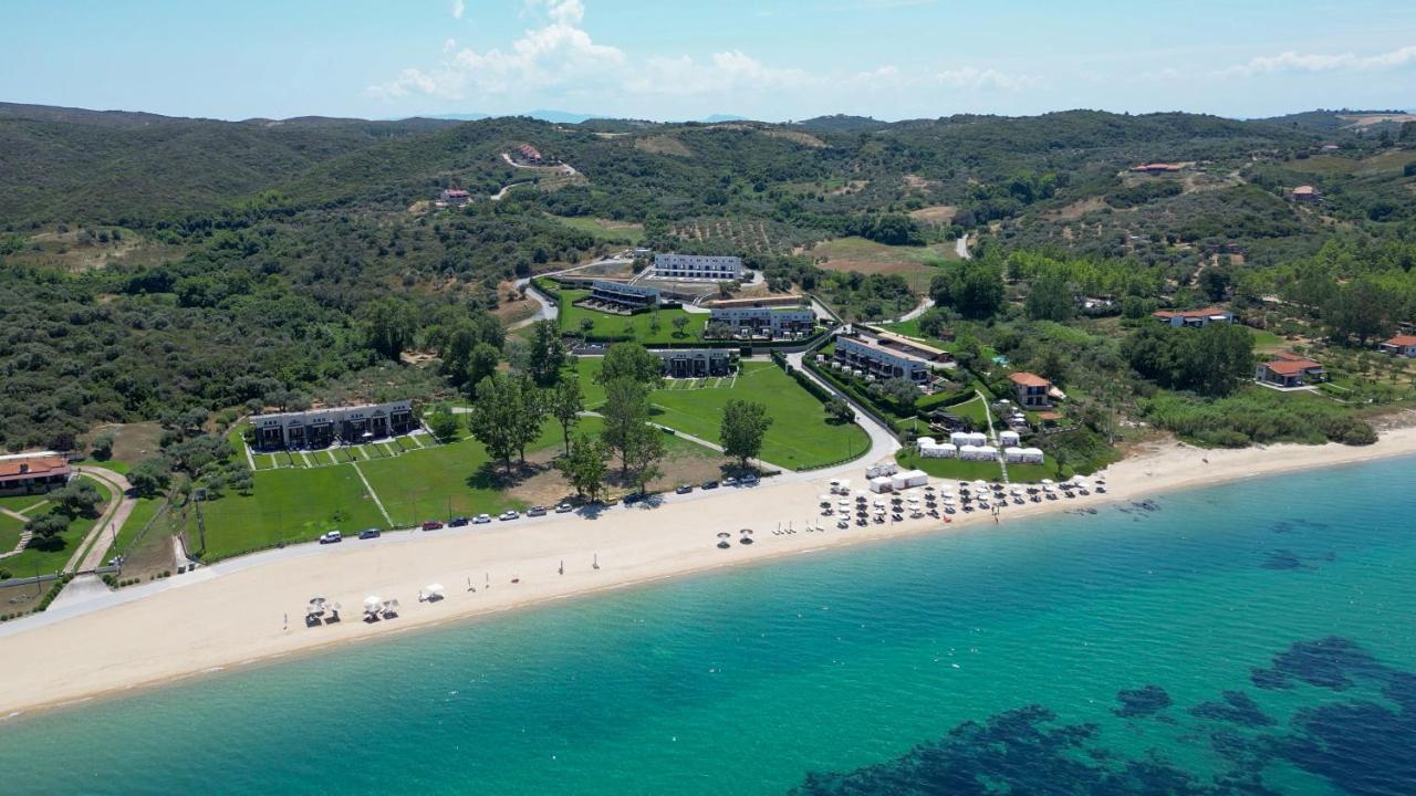 Heaven Luxury Villa Nea Roda Exteriör bild